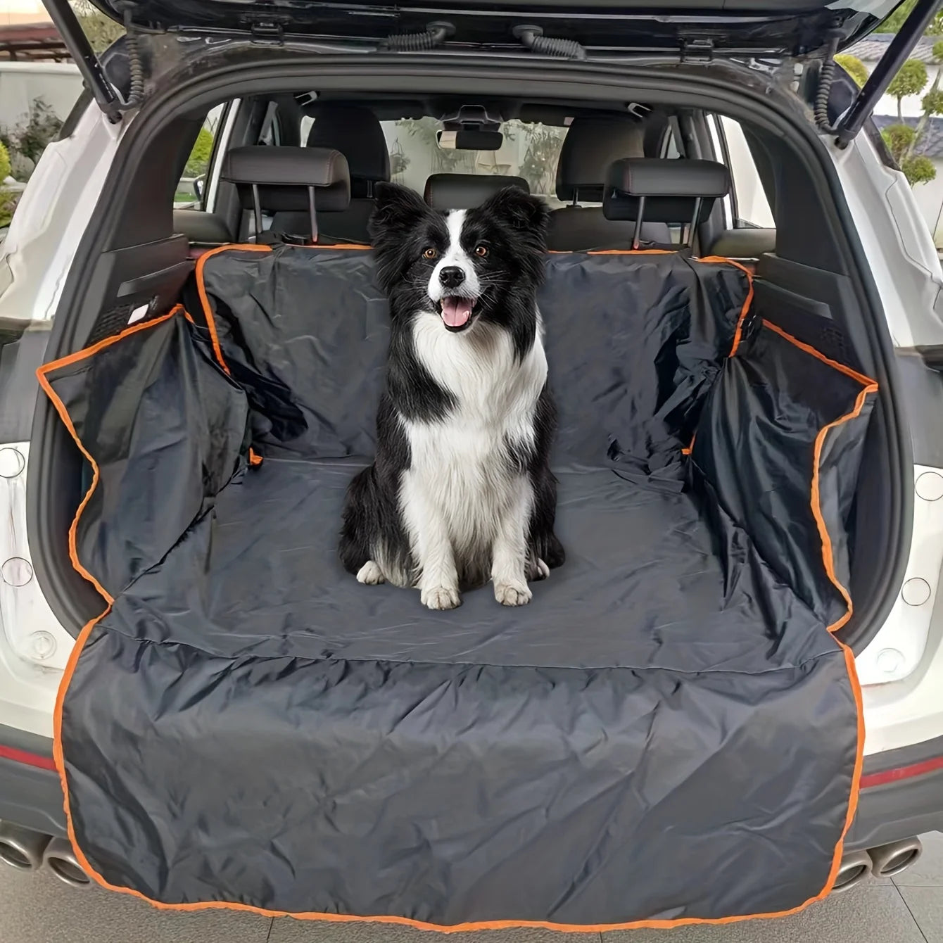 Wooforia Durable Pet Auto Trunk Mat — Non-Slip SUV & Car Liner